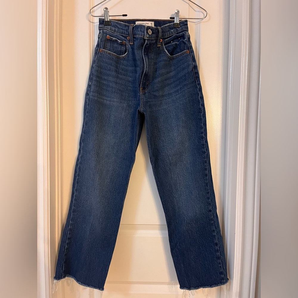Abercrombie & Finch 90s Straight Ultra High Waist